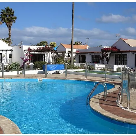 Estrella Del Mar 8. 1 Bedroom With Pool And Gardens 300 Metres From The 科拉雷侯